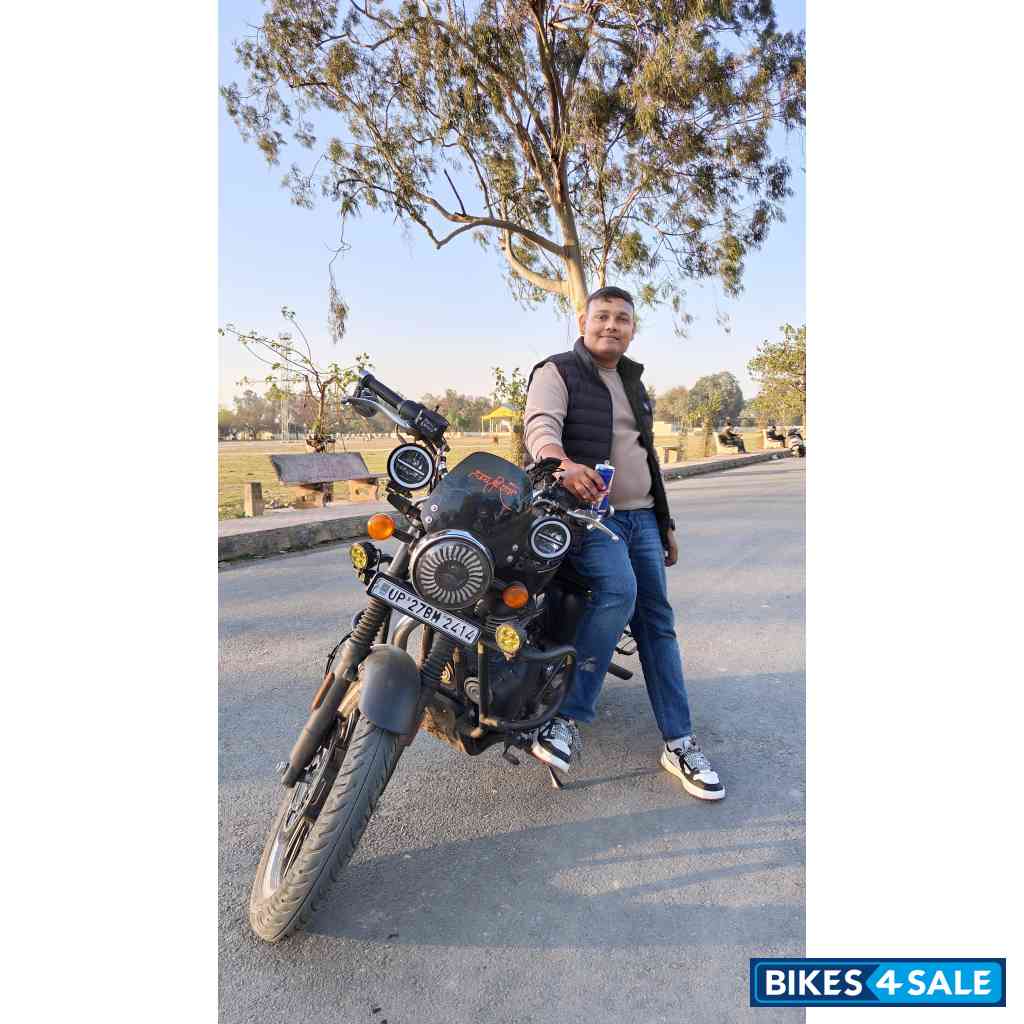 Royal Enfield Meteor 350 Stellar