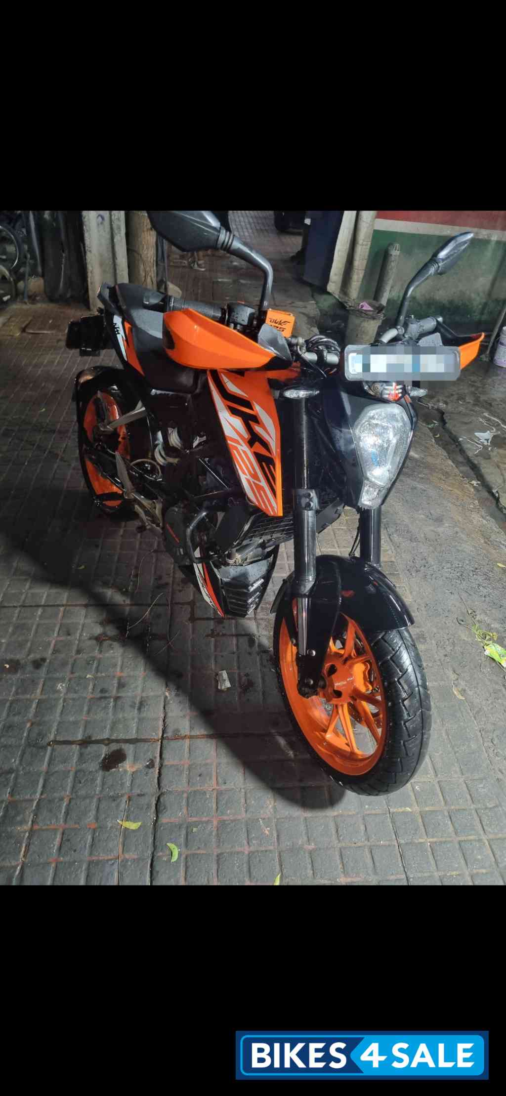 KTM Duke 125