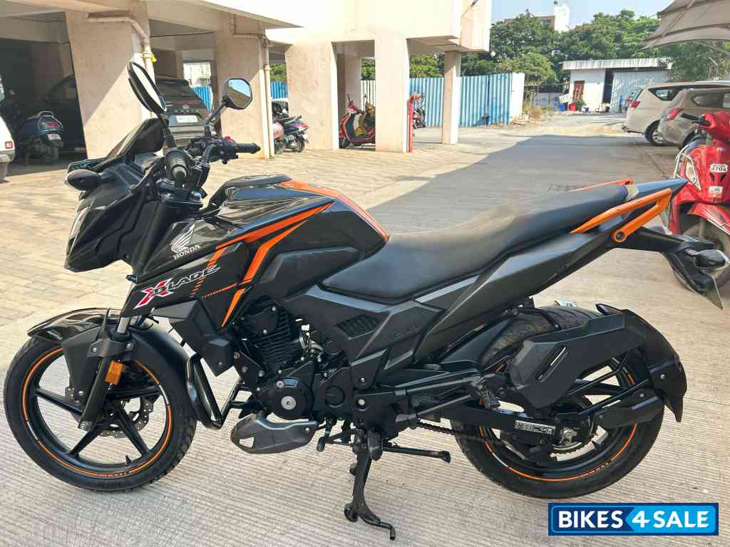 Orange Honda XBlade BS6