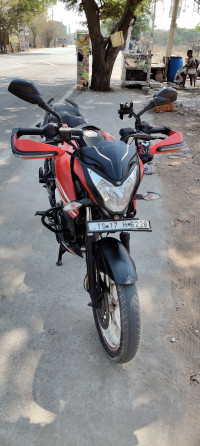 Red Bajaj Pulsar NS 160 BS6
