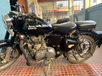 Black Royal Enfield Classic 350