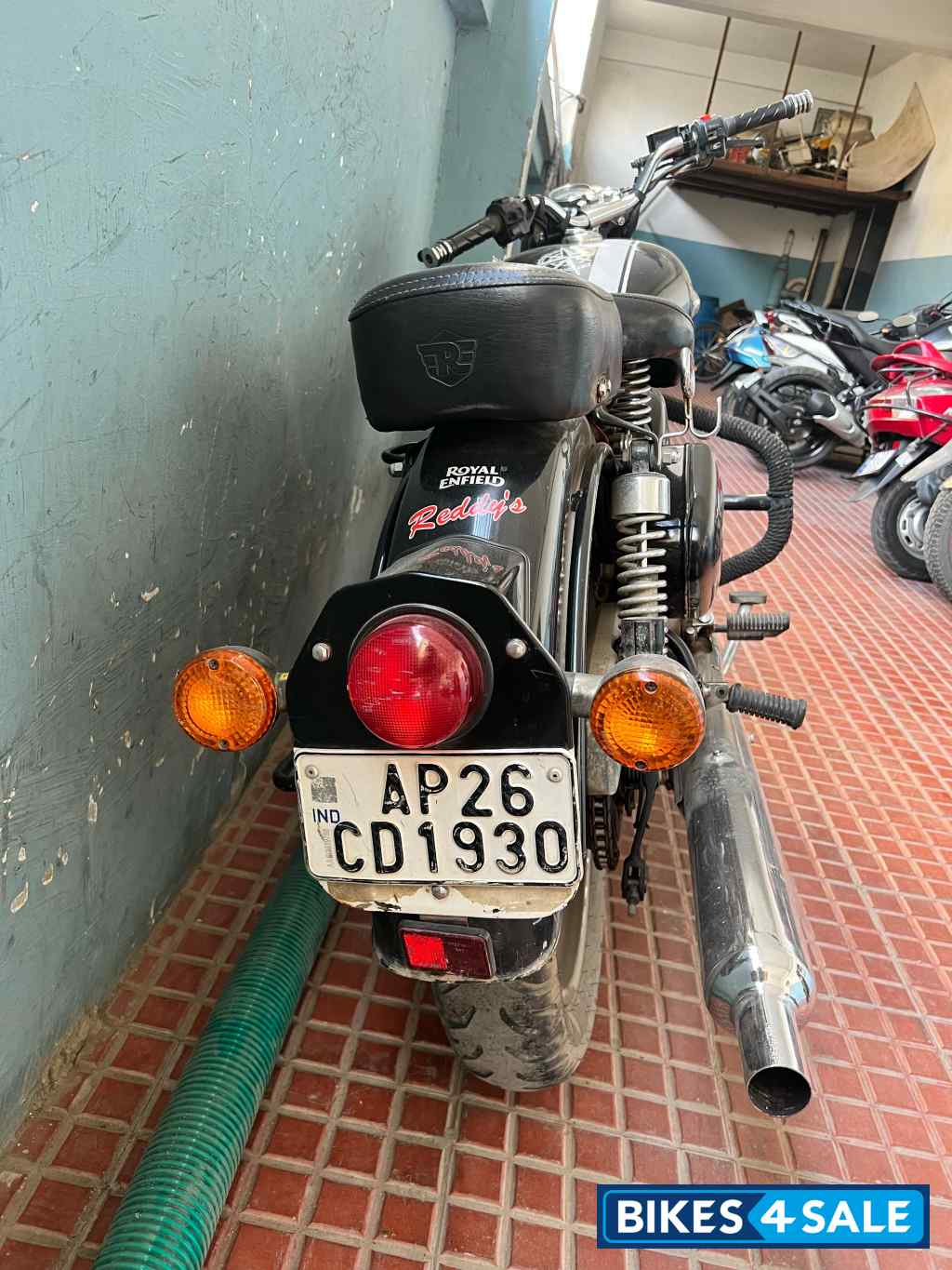 Black Royal Enfield Classic 350