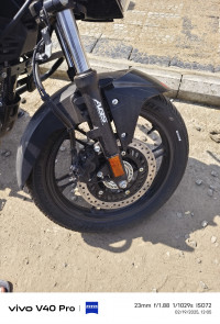 Black Hero Xtreme 125R