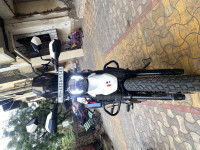 Pearl White Hero Xpulse 200 4V Rally Edition