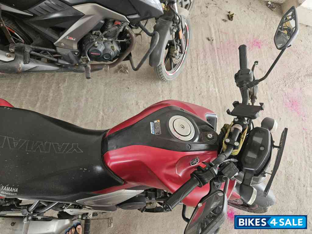 Matte Dul Red Metalic Yamaha FZ-S FI V3 BS6