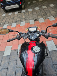 TVS Apache RTR 200 4V