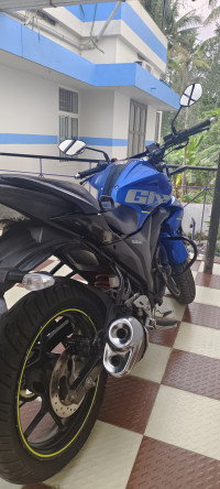 Blue Suzuki Gixxer ABS
