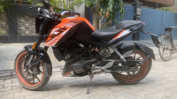 Orange KTM Duke 125