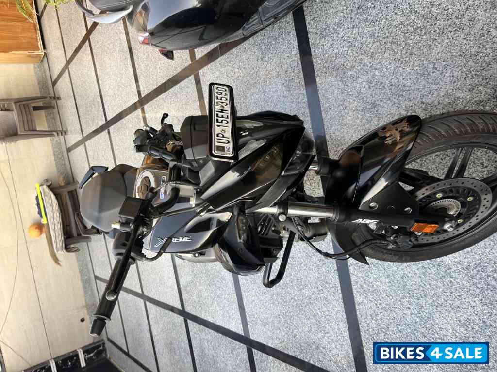 Black Hero Xtreme 125R