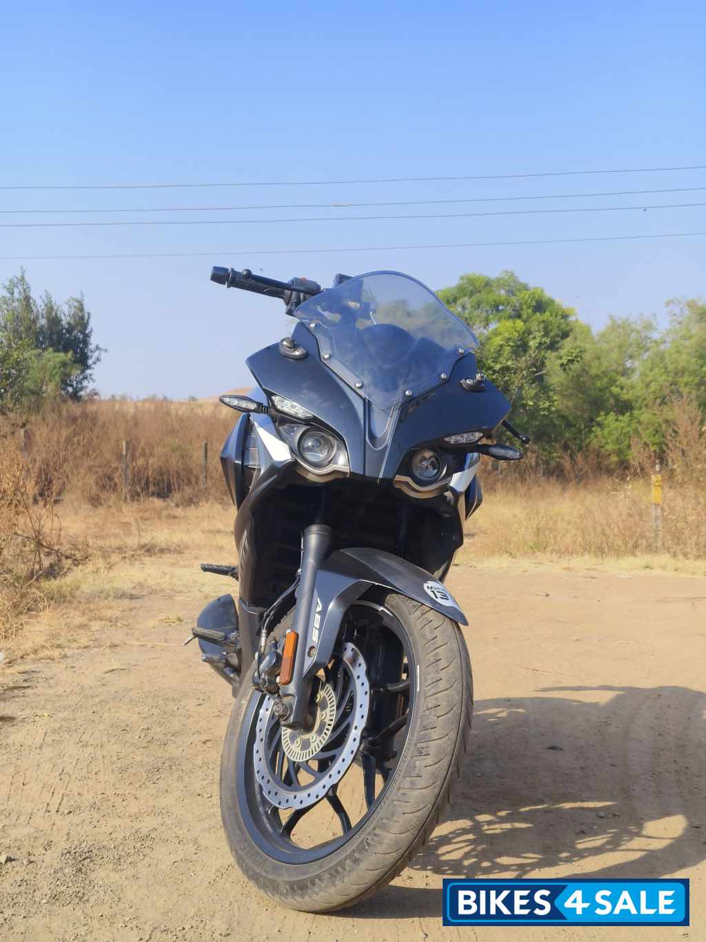 Graphite Black Bajaj Pulsar RS 200