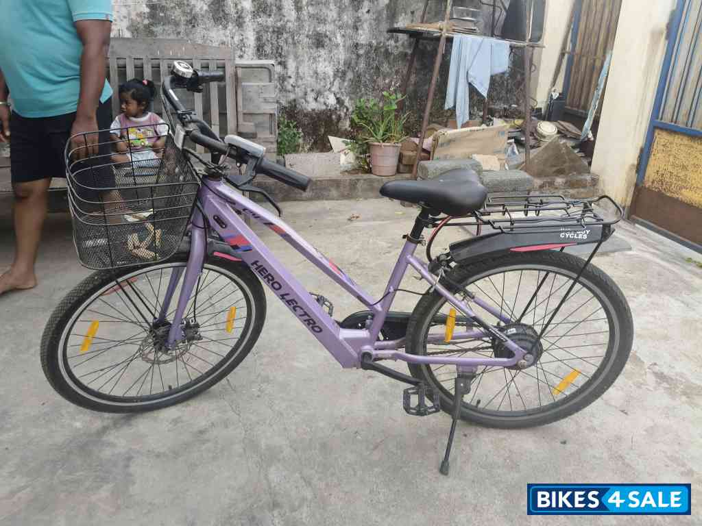 Purple Hero Cycles Lectro C4+