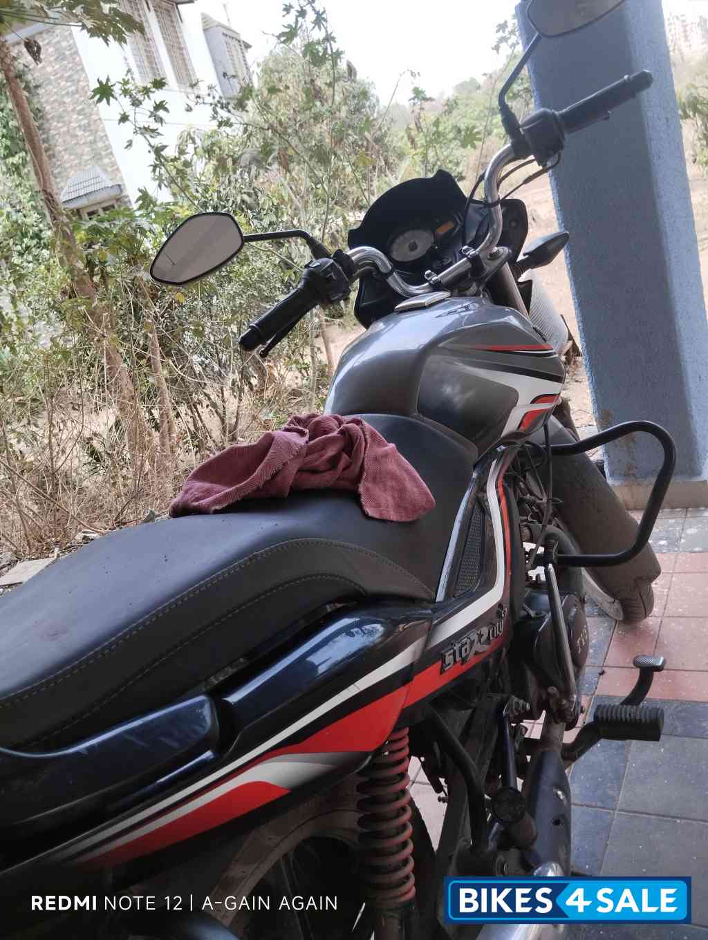 Gray Black TVS Star City Plus