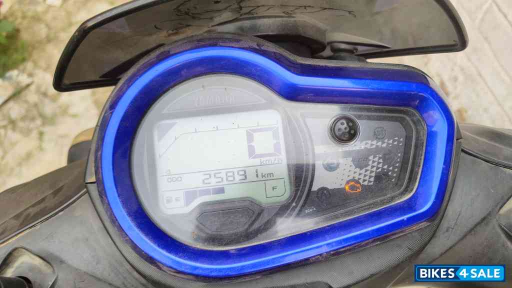 Deep Purplish Blue Yamaha Cygnus Ray ZR