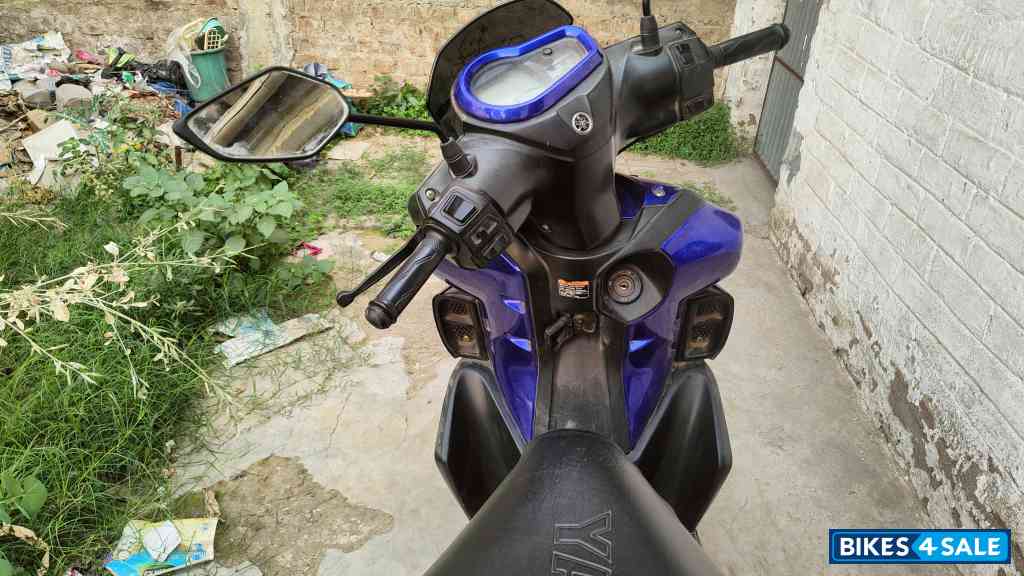 Deep Purplish Blue Yamaha Cygnus Ray ZR