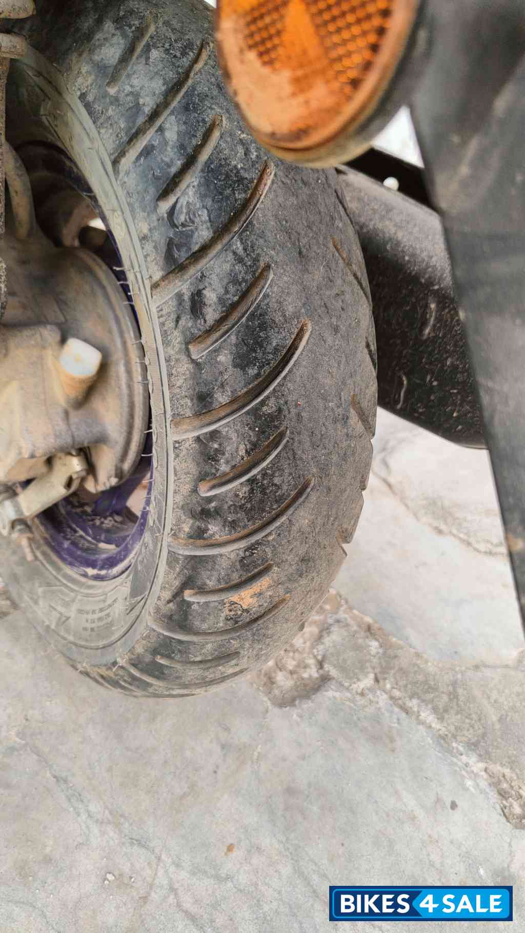 Deep Purplish Blue Yamaha Cygnus Ray ZR