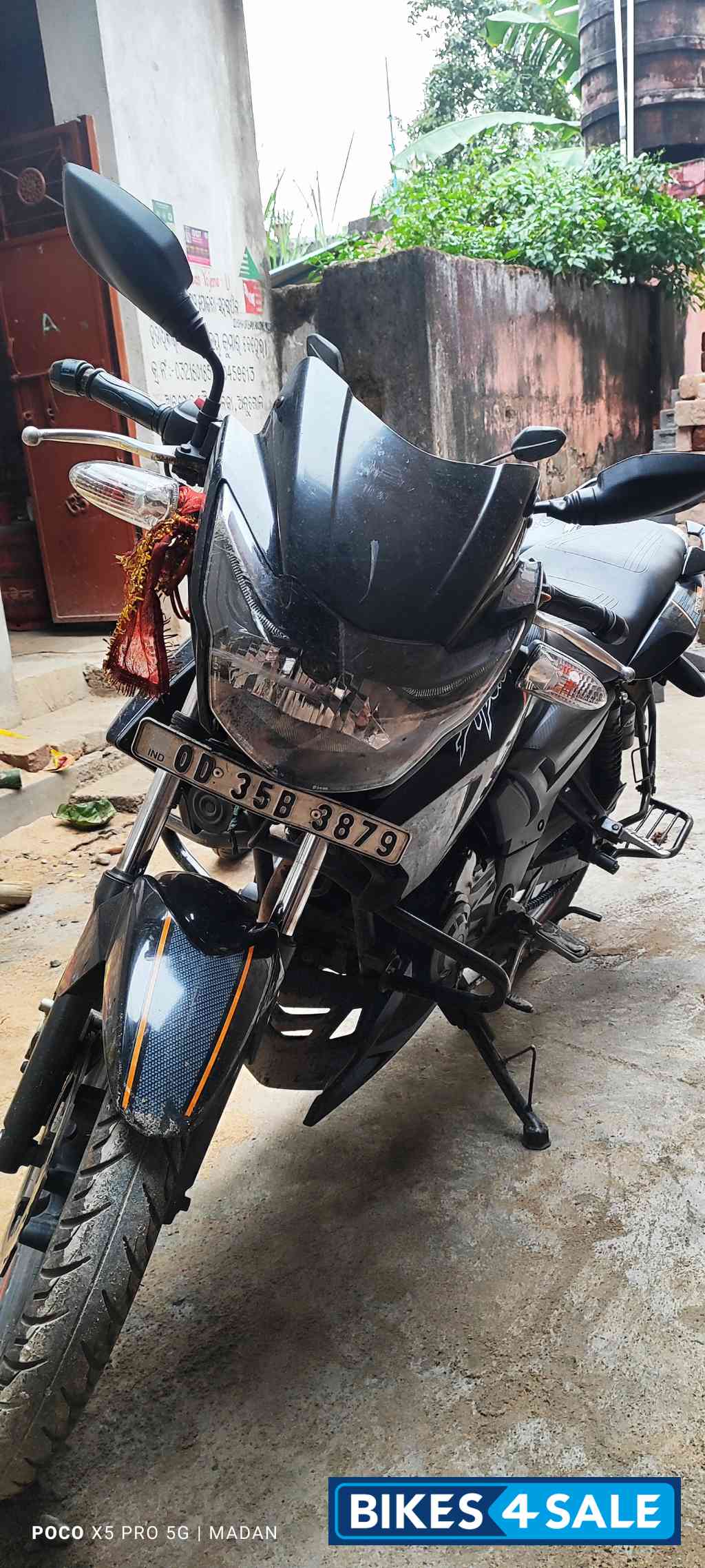 Black TVS Apache RTR 160 Black TVS Apache RTR 160
