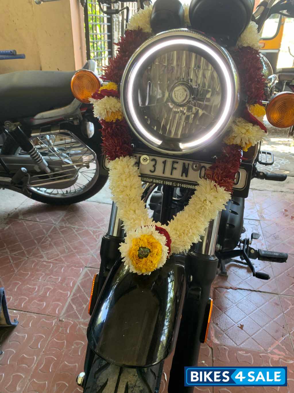 Royal Enfield Meteor 350 Supernova