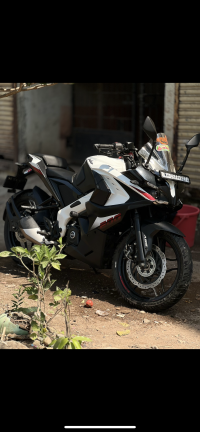 Bajaj Pulsar RS 200 BS6