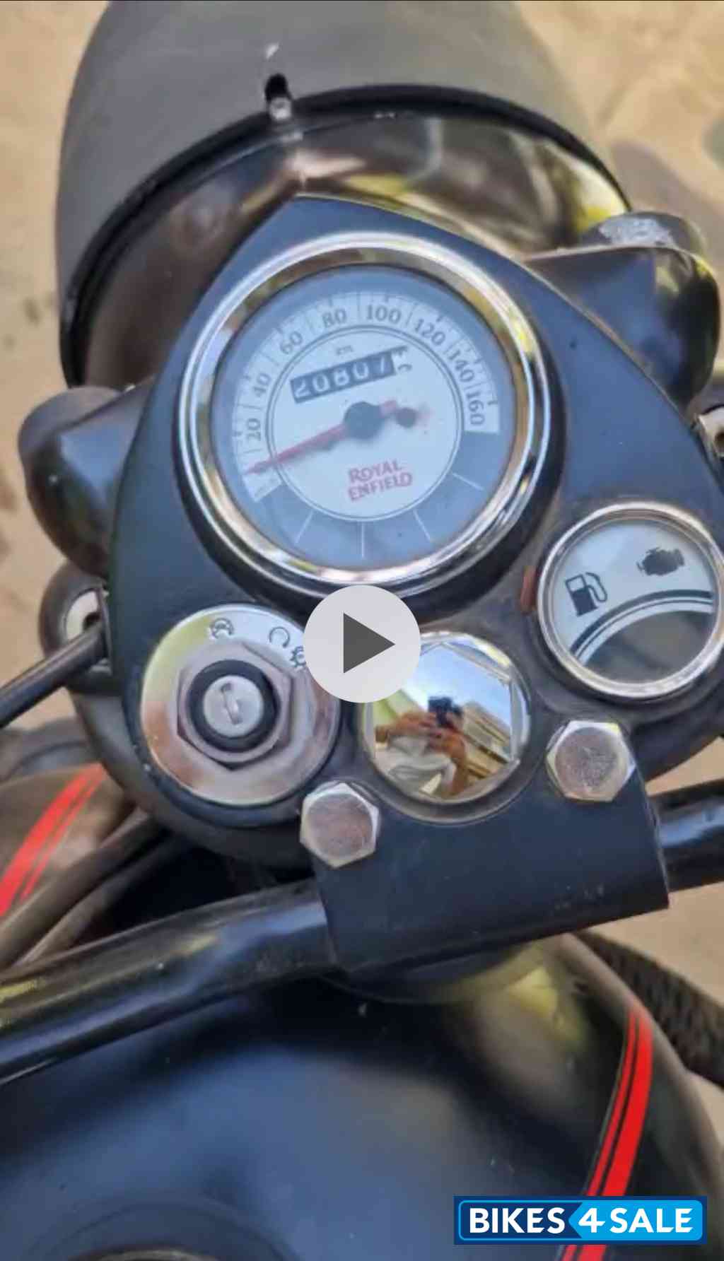 Royal Enfield Classic Stealth Black