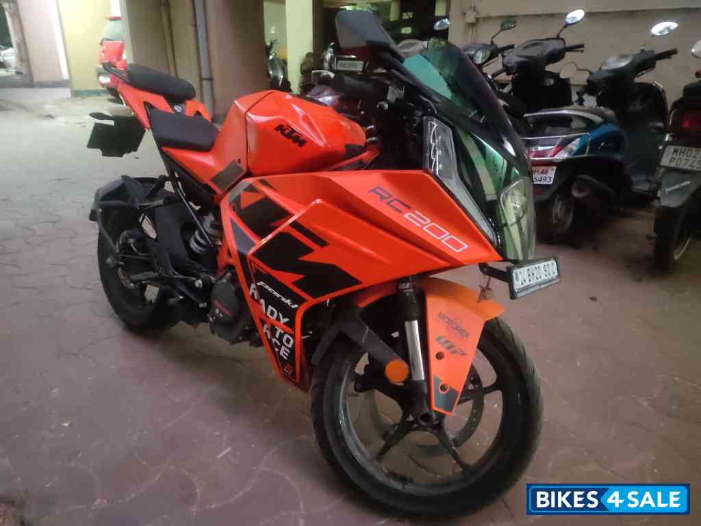 KTM RC 200 2024