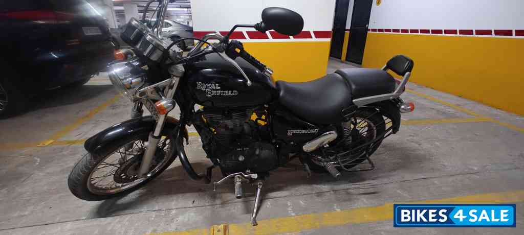 Royal Enfield Thunderbird