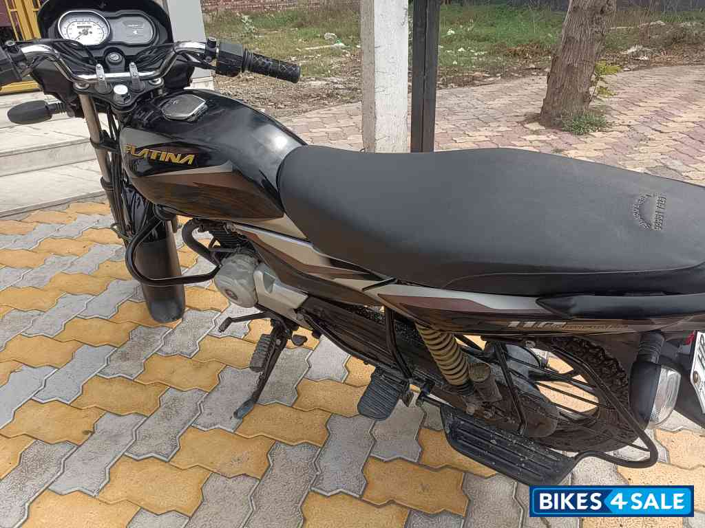 Ebony Black Bajaj Platina 110 Ebony Black Bajaj Platina 110