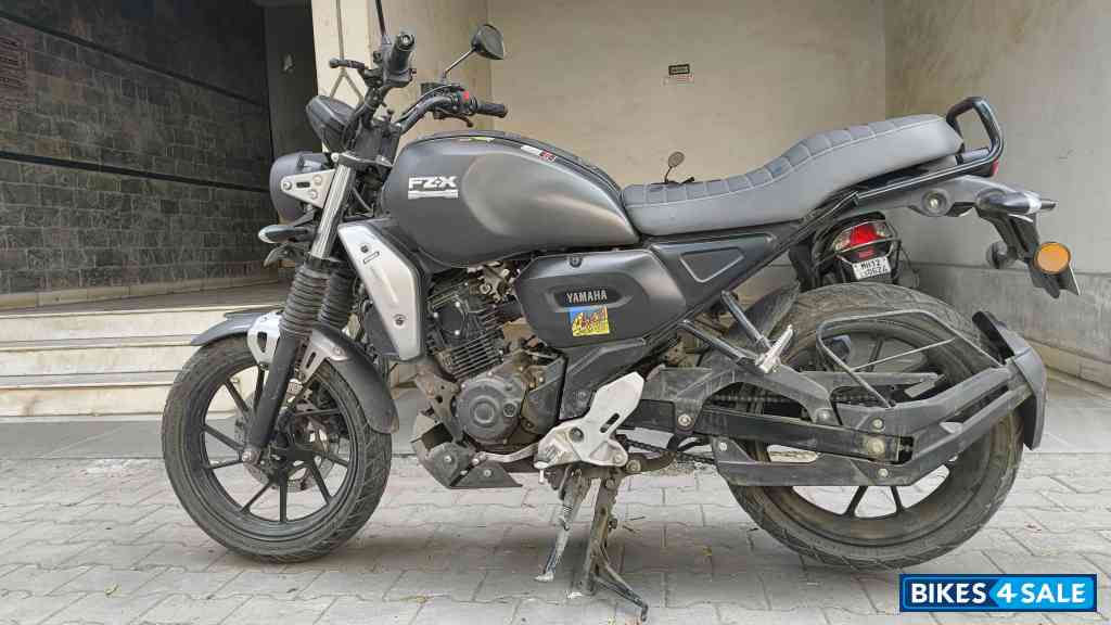 Yamaha FZ-X