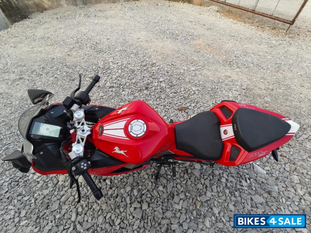 Red TVS Apache RR 310
