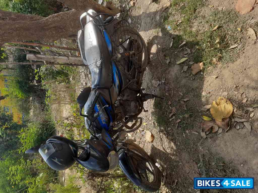 Black And  Dark Blue Bajaj Discover 150 F