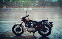 Royal Enfield Bullet 350 ES