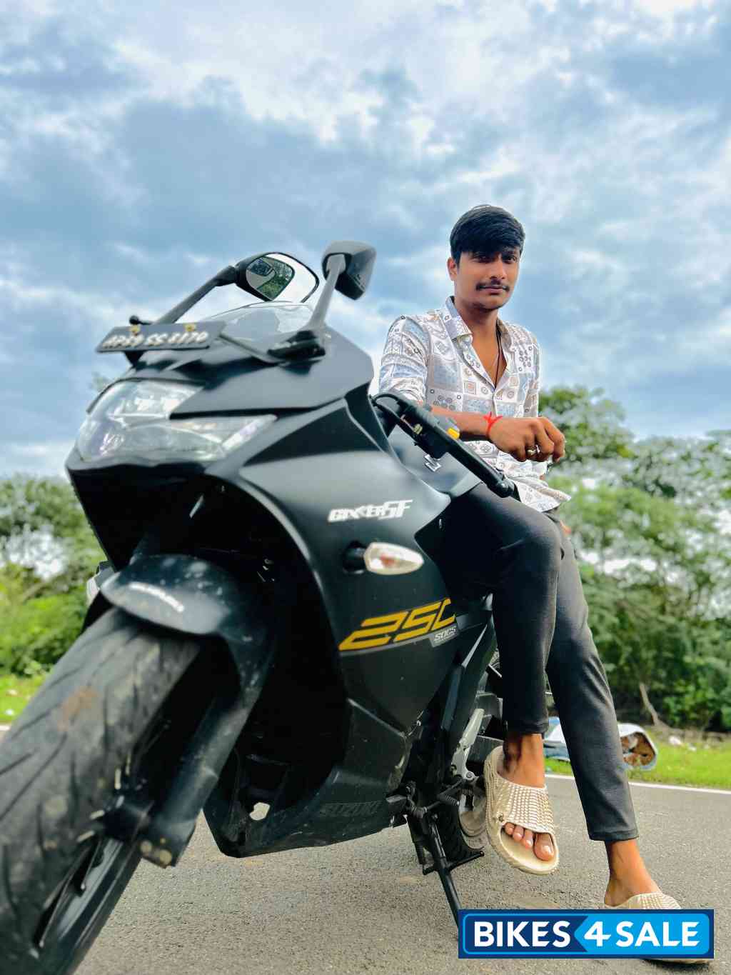 Suzuki Gixxer SF 250 BS6