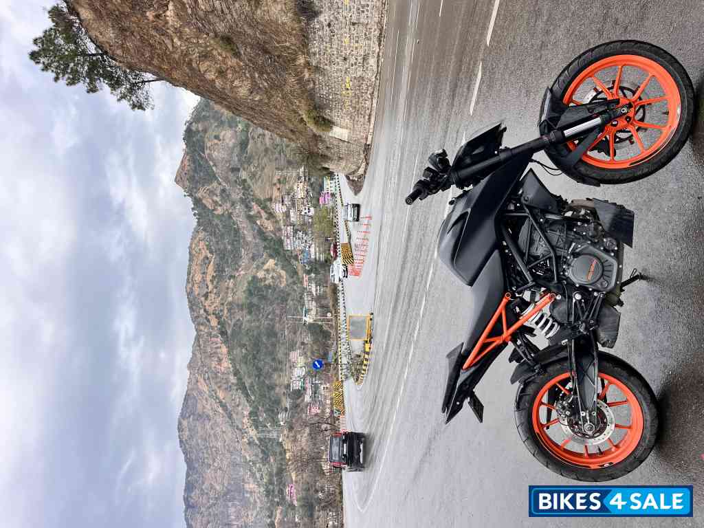 KTM Duke 200 ABS