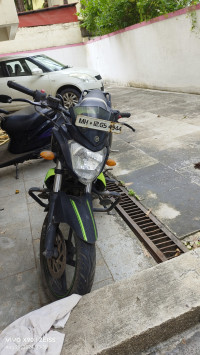 Green Black Yamaha FZ-S