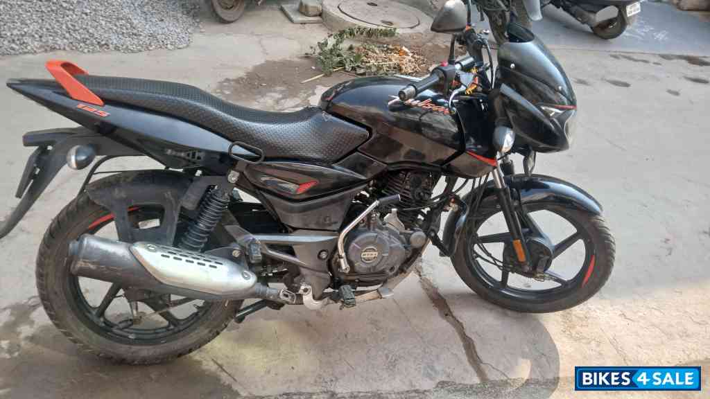 Bajaj Pulsar 125