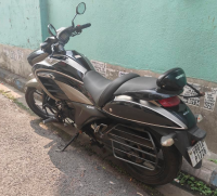 Grey Suzuki Intruder 150 FI