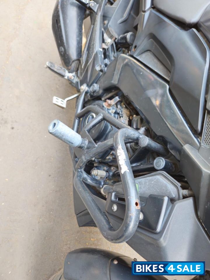 Black Bajaj Dominar 400 ABS BS6