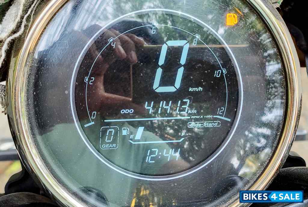 Hunter Green Yezdi Roadster Dark