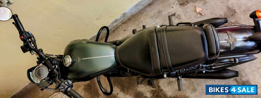 Hunter Green Yezdi Roadster Dark