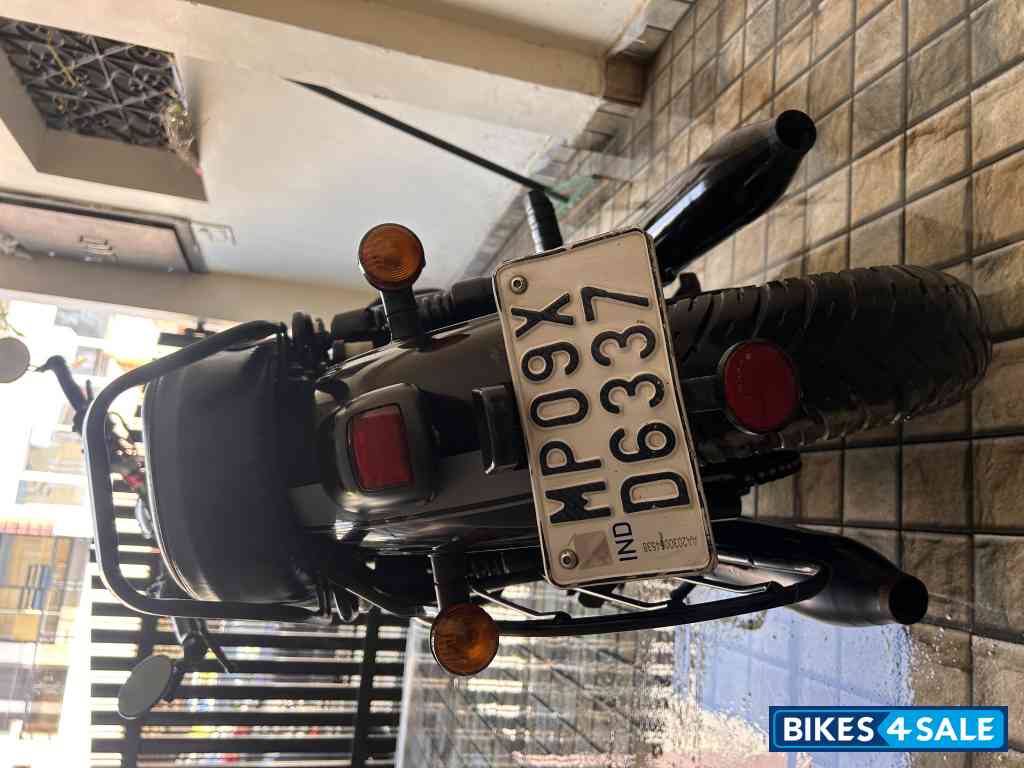 Jawa 42 Dual Channel ABS AllStar Black