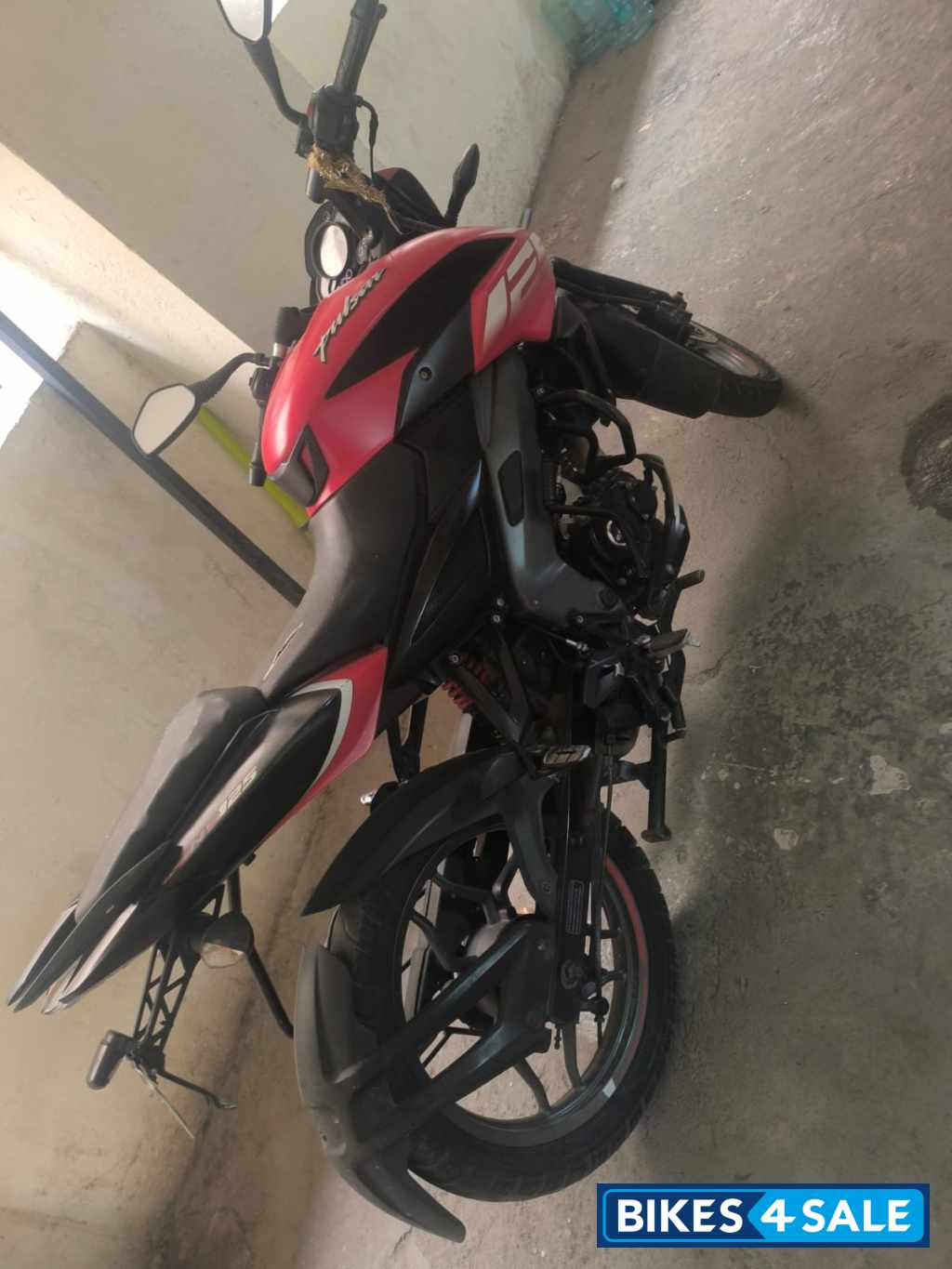 Red Bajaj Pulsar NS125 BS6 Red Bajaj Pulsar NS125 BS6
