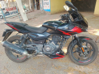 Bajaj Pulsar 220F BS6