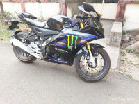 Yamaha R15M