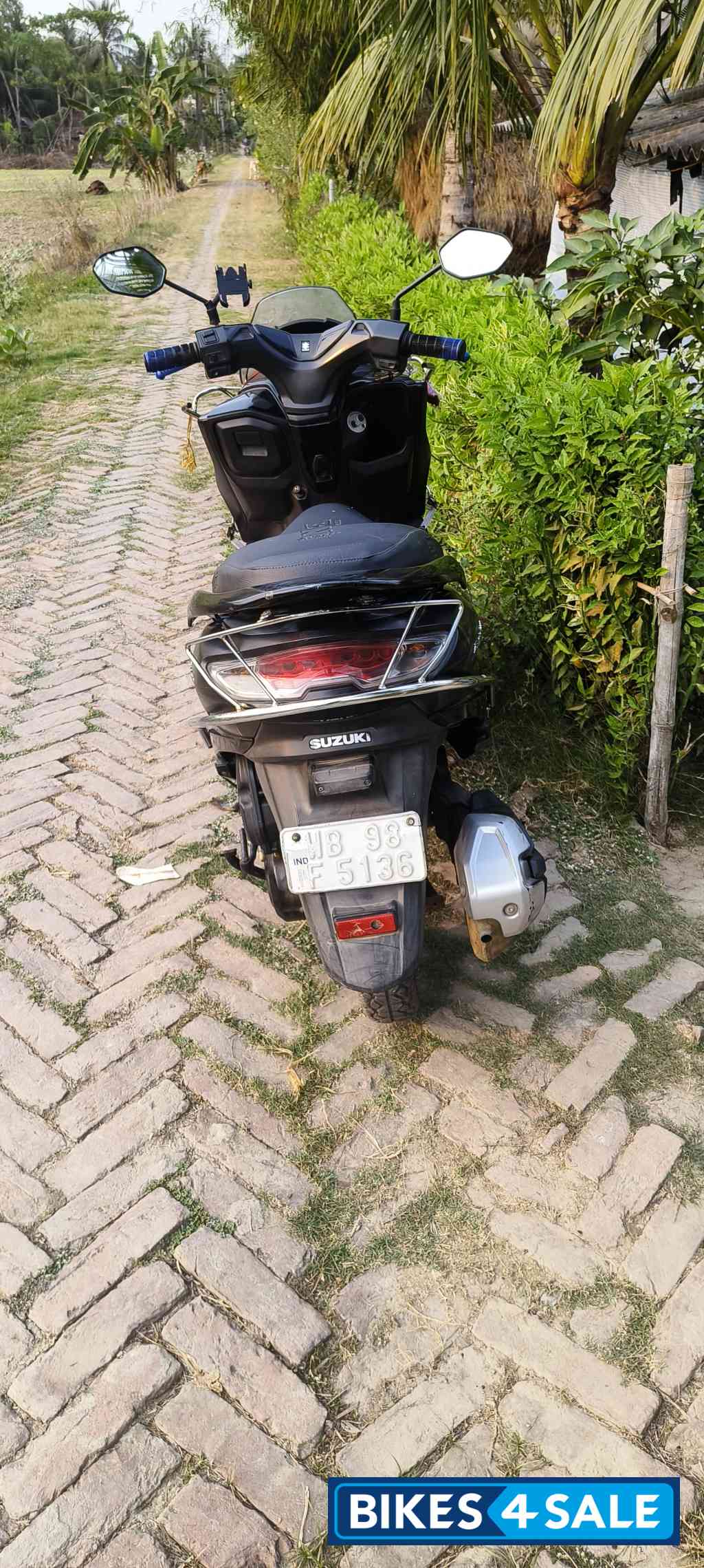 Suzuki Burgman Street