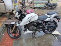 TVS Apache RTR 200 4V