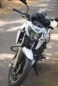 TVS Apache RTR 200 4V