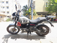 Royal Enfield Scram 411