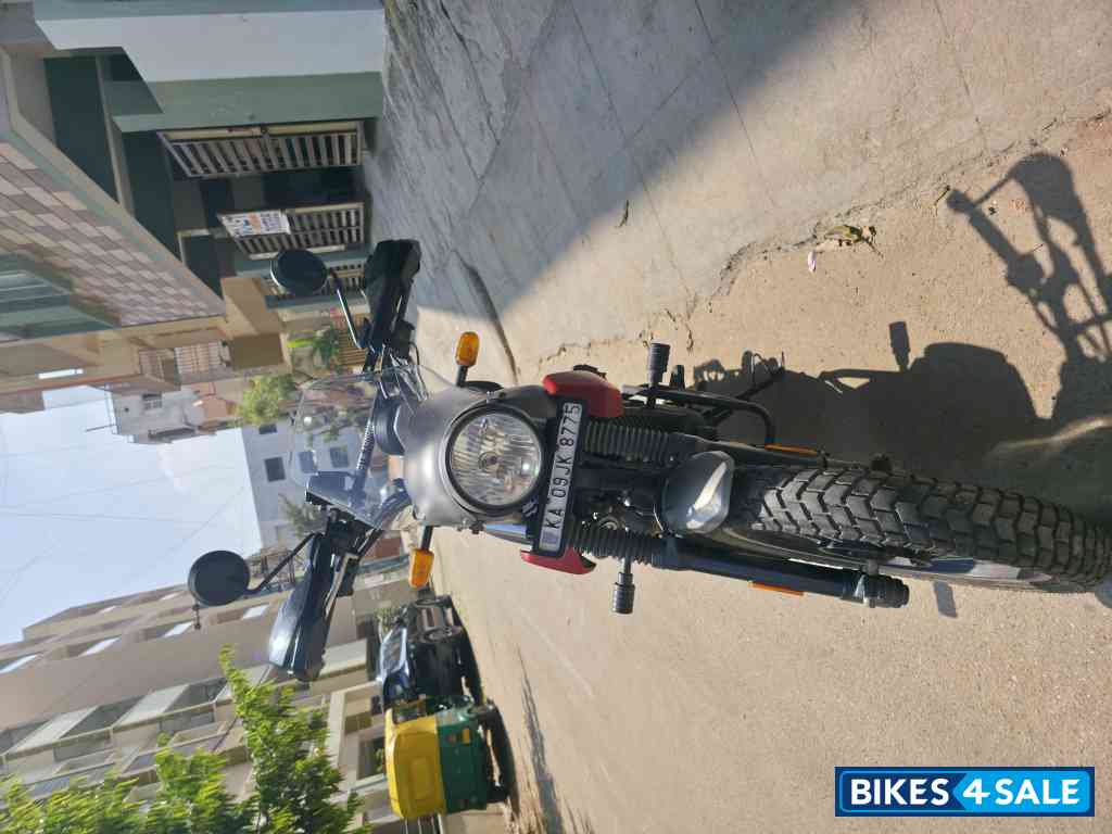 Royal Enfield Scram 411