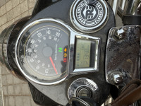 Royal Enfield Classic 350 Dual Channel BS6