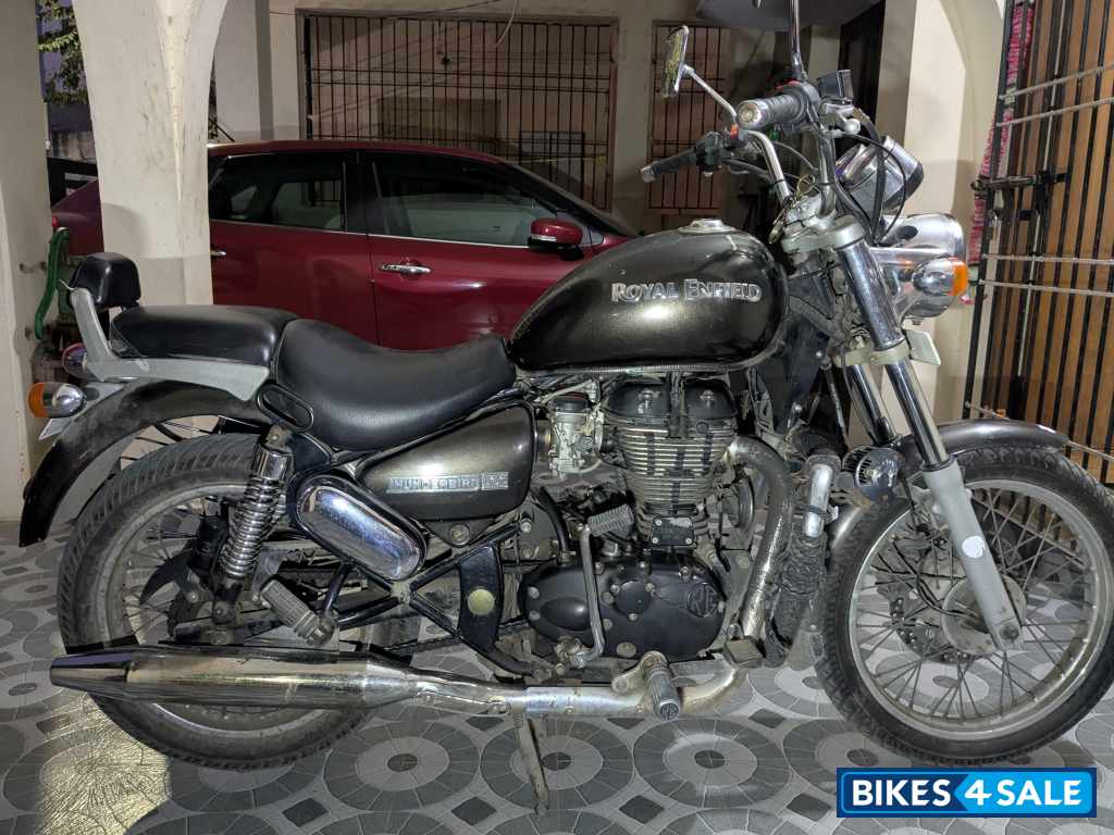 Lightening Green Royal Enfield Thunderbird 500