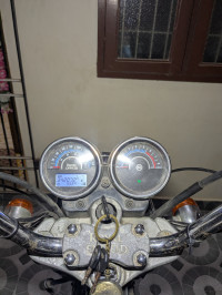 Lightening Green Royal Enfield Thunderbird 500